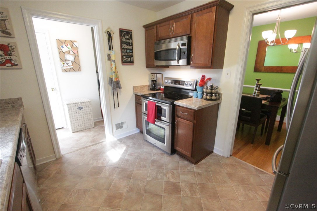 1924 Briarcliff Road Richmond, VA 23225 - Photo 8 of 21 Gallery Image 8