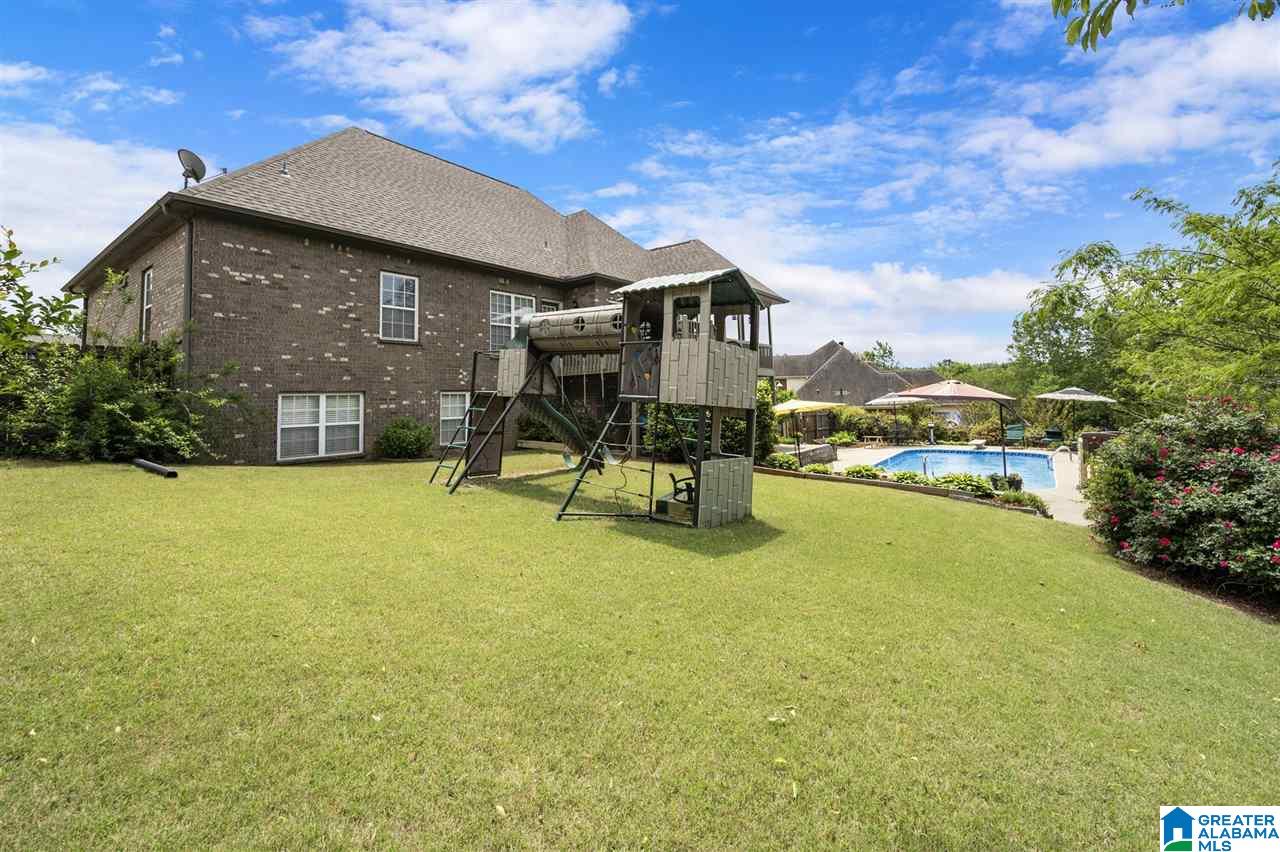 585 Overlook Road Fultondale, AL 35068 - Photo 3 of 27