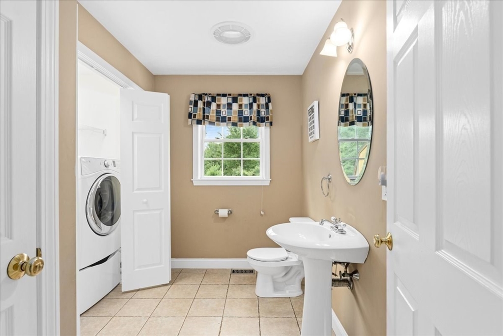 13 Highfield Road Charlton, MA 01507 - Photo 15 of 34 Gallery Image 15