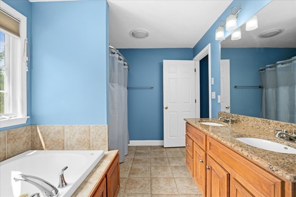 13 Highfield Road Charlton, MA 01507 - Photo 19 of 34 Gallery Image 19