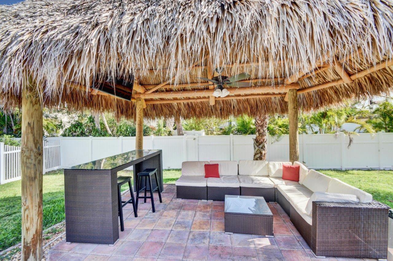 455 Northeast 14th Street Boca Raton, FL 33432 - Photo 26 of 34 Tiki Hut
