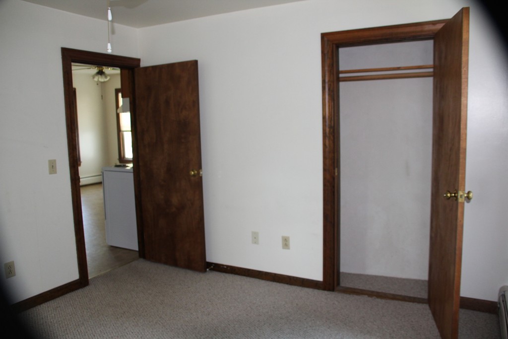 32 Main Street Spencer, MA 01562 - Photo 20 of 27