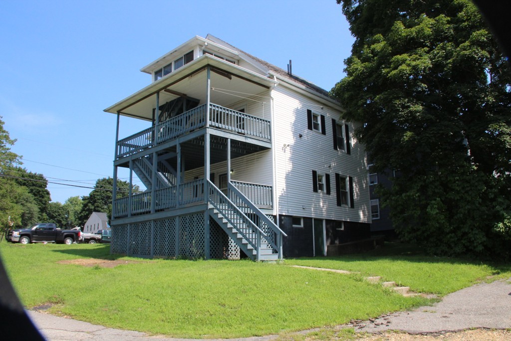 32 Main Street Spencer, MA 01562 - Photo 3 of 27