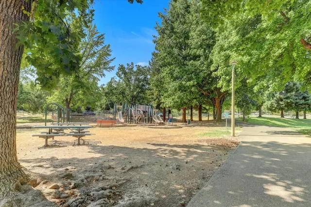 $1,680 | 3593 Opal Drive, Unit 4, Auburn, CA 95602