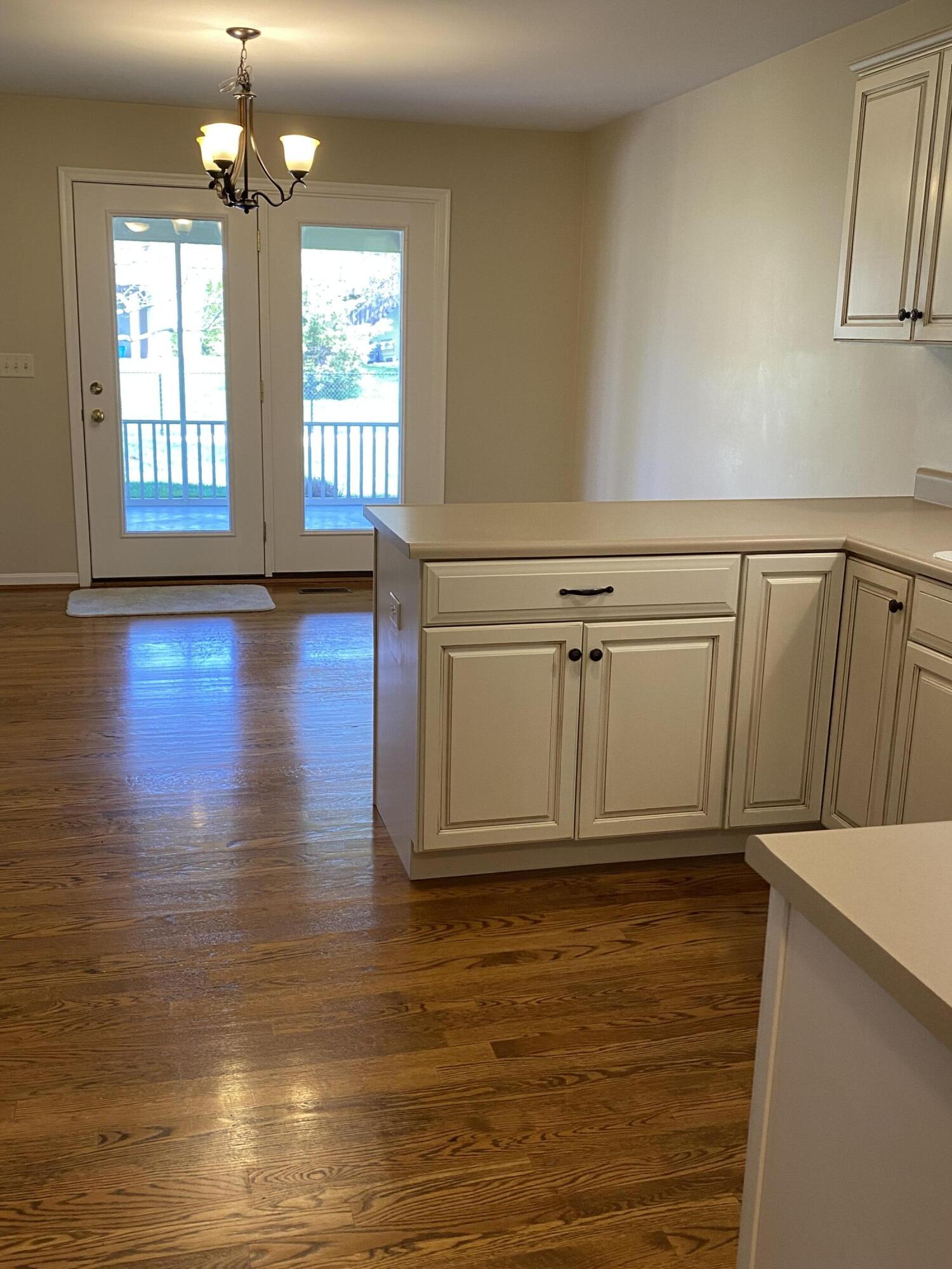 8964 Richmond Road Union, KY 41091 - Photo 17 of 48 Full hardwood kitchen & dining area.