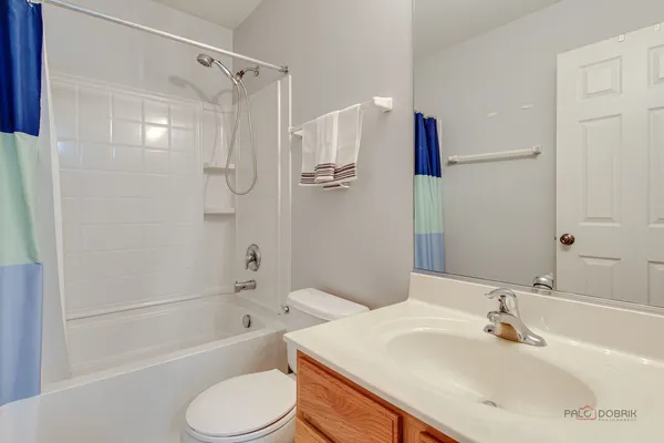 $399,900 | 3105 Fen Trail, Wonder Lake, IL 60097
