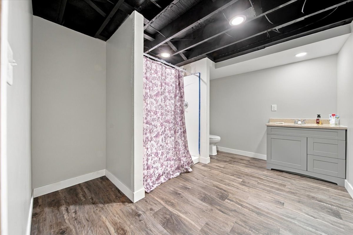 1761 Franklin Road Franklin Grove, IL 61031 - Photo 20 of 43 Gallery Image 20