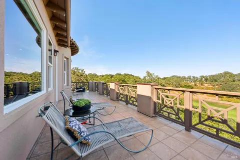 $2,300,000 | 115 Stone Tree Lane, Novato, CA 94945