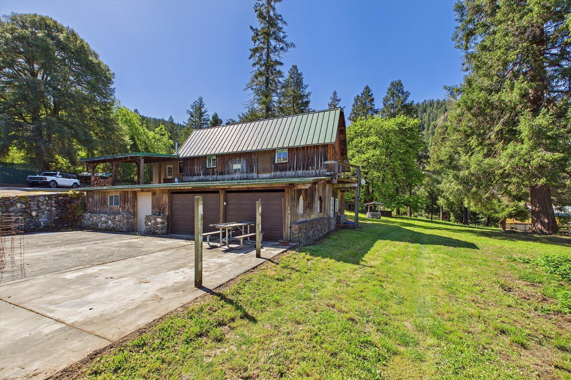 1490 Red Cap Road Orleans, CA 95556 - Photo 54 of 71