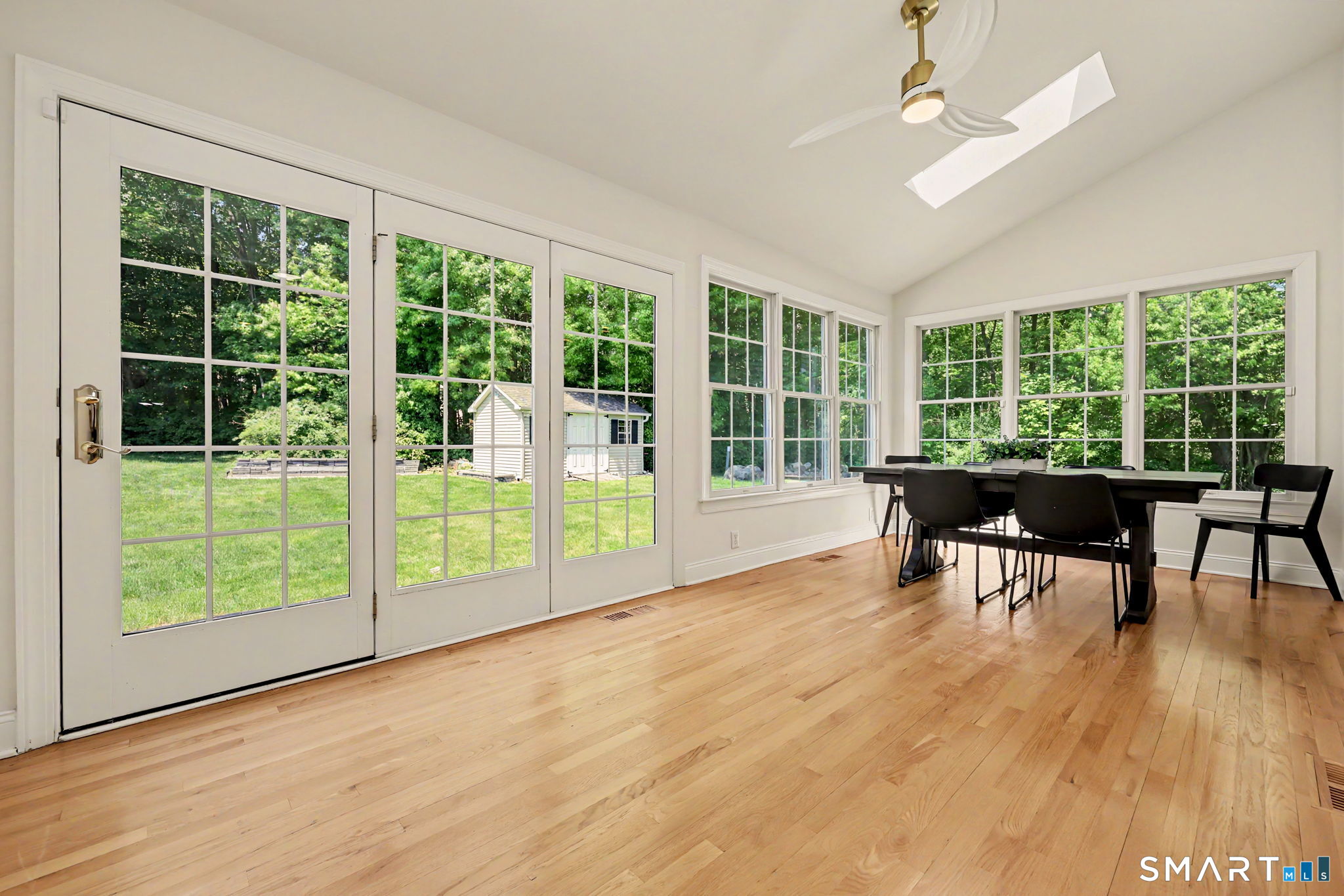 60 Wabuda Place Shelton, CT 06484 - Photo 18 of 40 Sun room with slider door