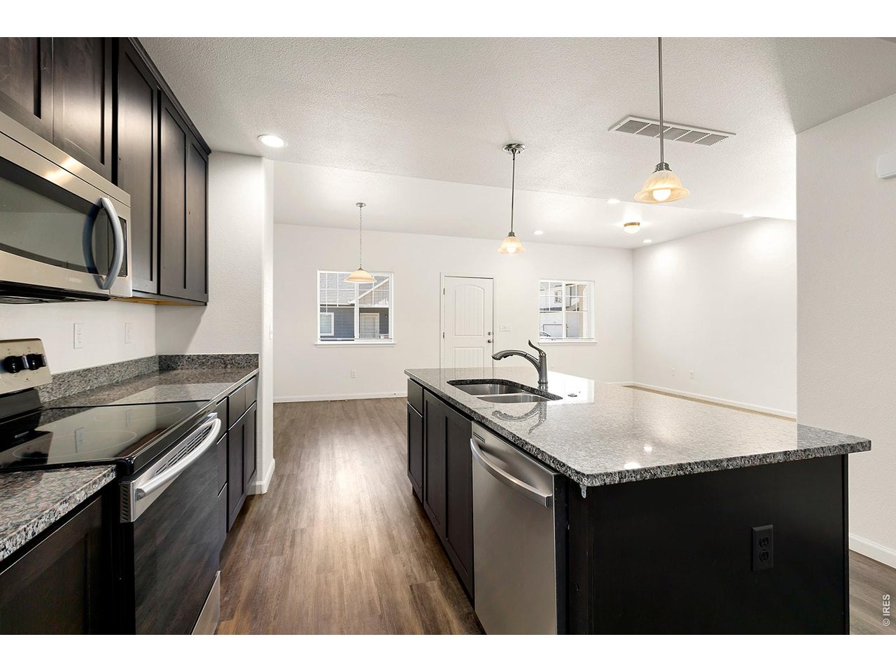 4355 24th Street Road, Unit 1401 Greeley, CO 80634 - Photo 6 of 23 High Quality Finishes