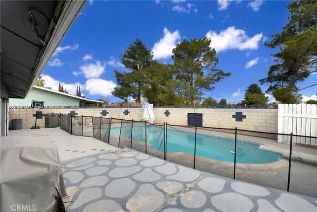 $419,900 | 13928 Burning Tree Drive, Victorville, CA 92395