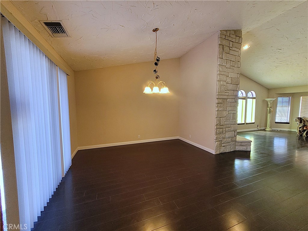 13889 Olathe Road Apple Valley, CA 92307 - Photo 26 of 39