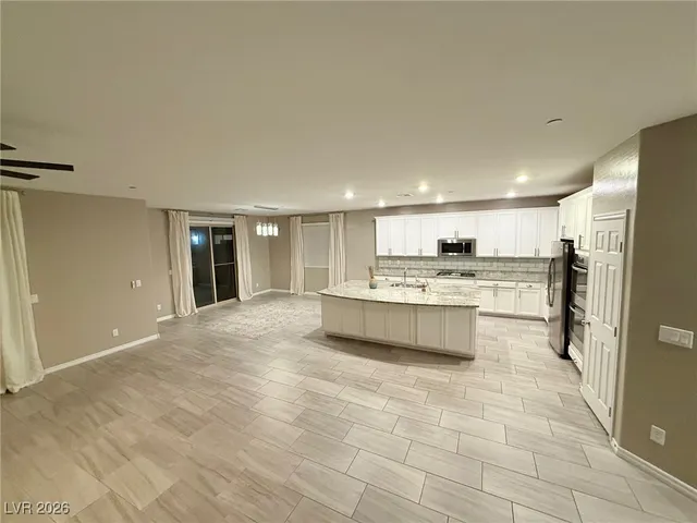 $3,800 | 3195 Hazy Hills Avenue, Henderson, NV 89052