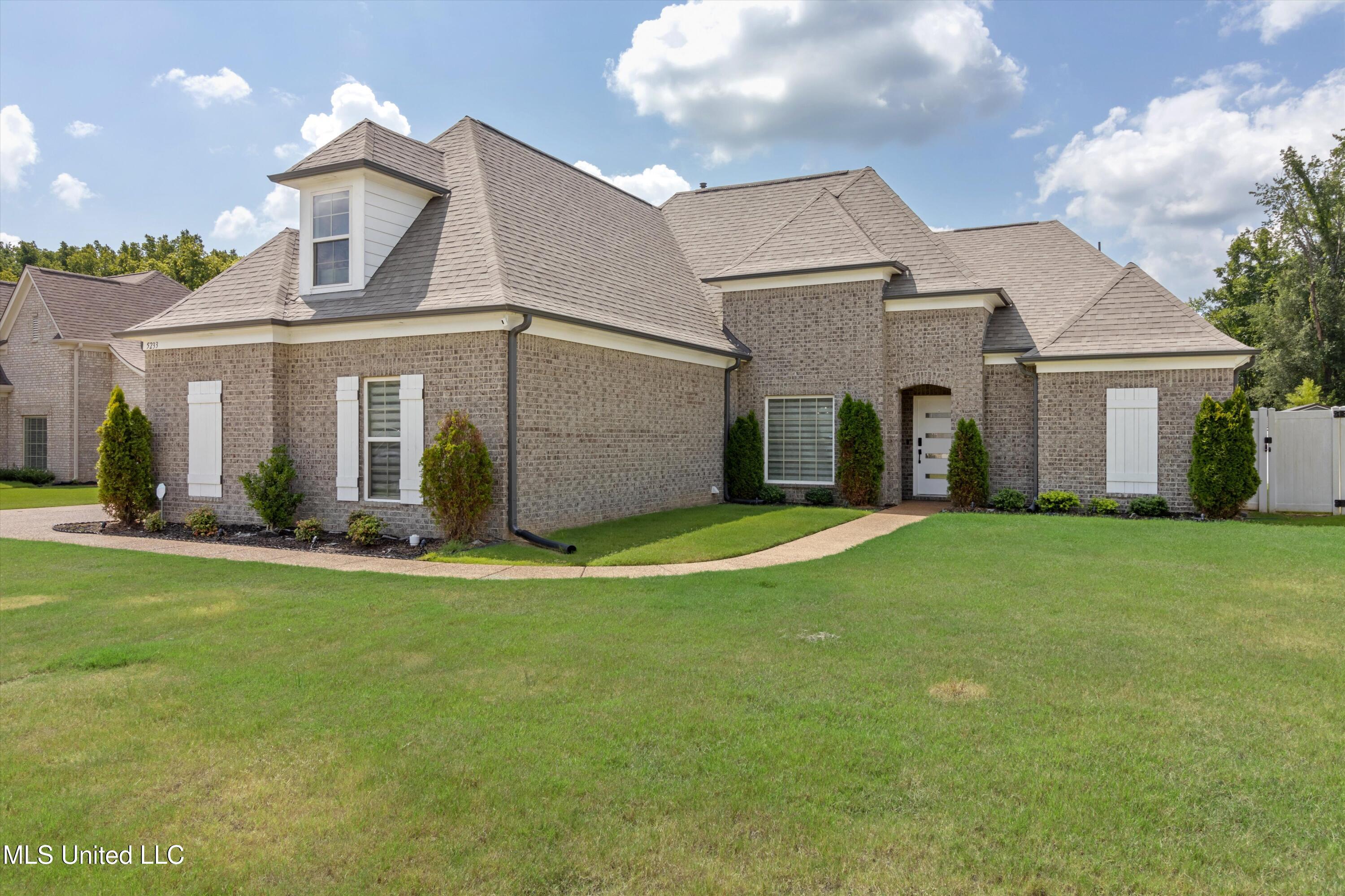 5233 Nail Road Olive Branch, MS 38654 - Photo 2 of 31 02-5233 Nail Rd-32