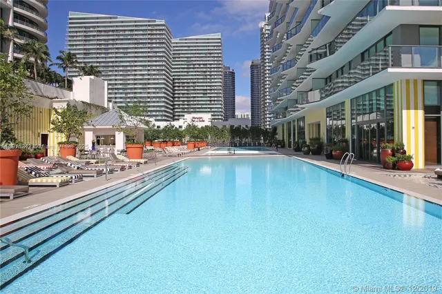 $5,800 | 1300 South Miami Avenue, Unit 3802, Miami, FL 33130