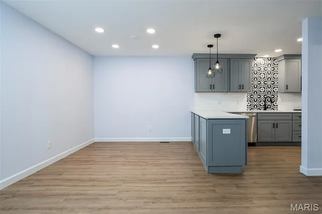 $250,000 | 1308 Holgate Drive, Unit E1, Ballwin, MO 63021