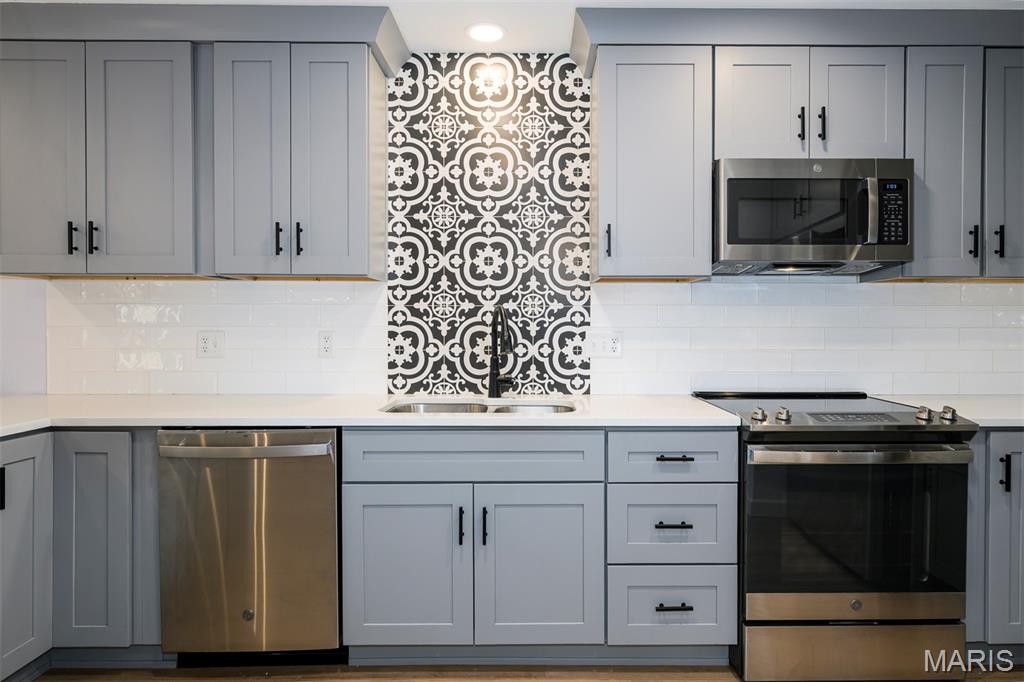 1308 Holgate Drive, Unit E1 Ballwin, MO 63021 - Photo 16 of 47