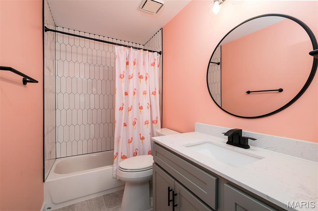 1308 Holgate Drive, Unit E1 Ballwin, MO 63021 - Photo 33 of 47