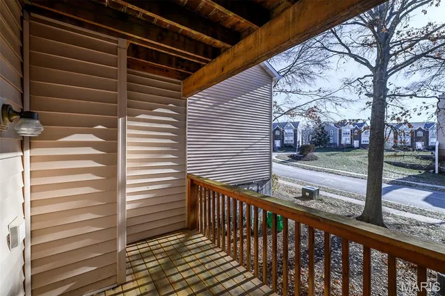 $250,000 | 1308 Holgate Drive, Unit E1, Ballwin, MO 63021