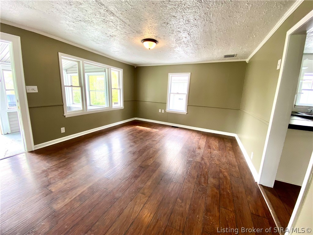 2602 Old State Road Henryville, IN 47126 - Photo 12 of 54