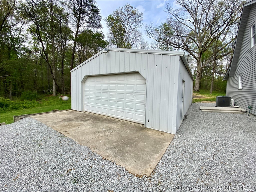 2602 Old State Road Henryville, IN 47126 - Photo 34 of 54