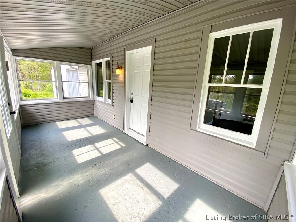 2602 Old State Road Henryville, IN 47126 - Photo 10 of 54