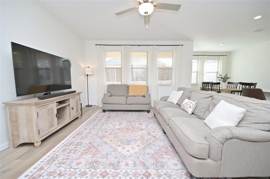 1212 Almond Road Azle, TX 76020 - Photo 16 of 40