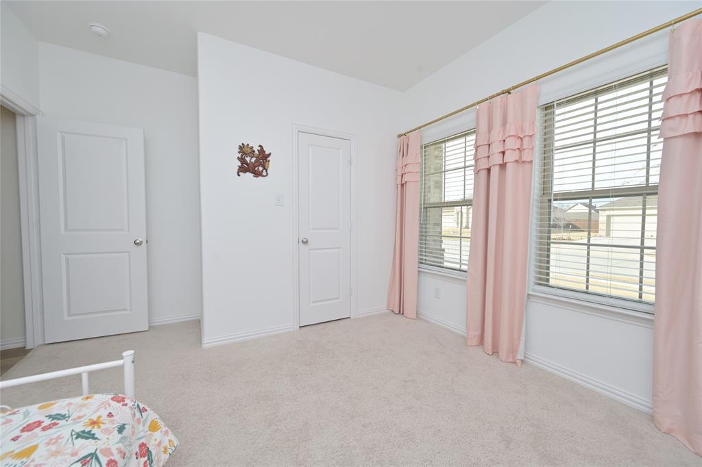 1212 Almond Road Azle, TX 76020 - Photo 28 of 40