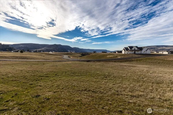 $80,000 | 44330 Lupine Drive North, Wilbur, WA 99185