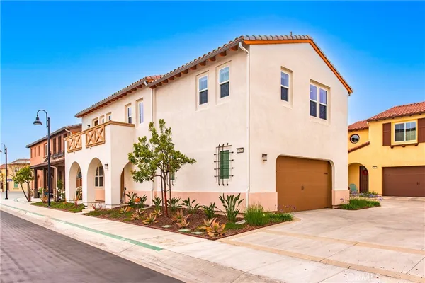 $899,999 | 1625 Range Road, Oxnard, CA 93036