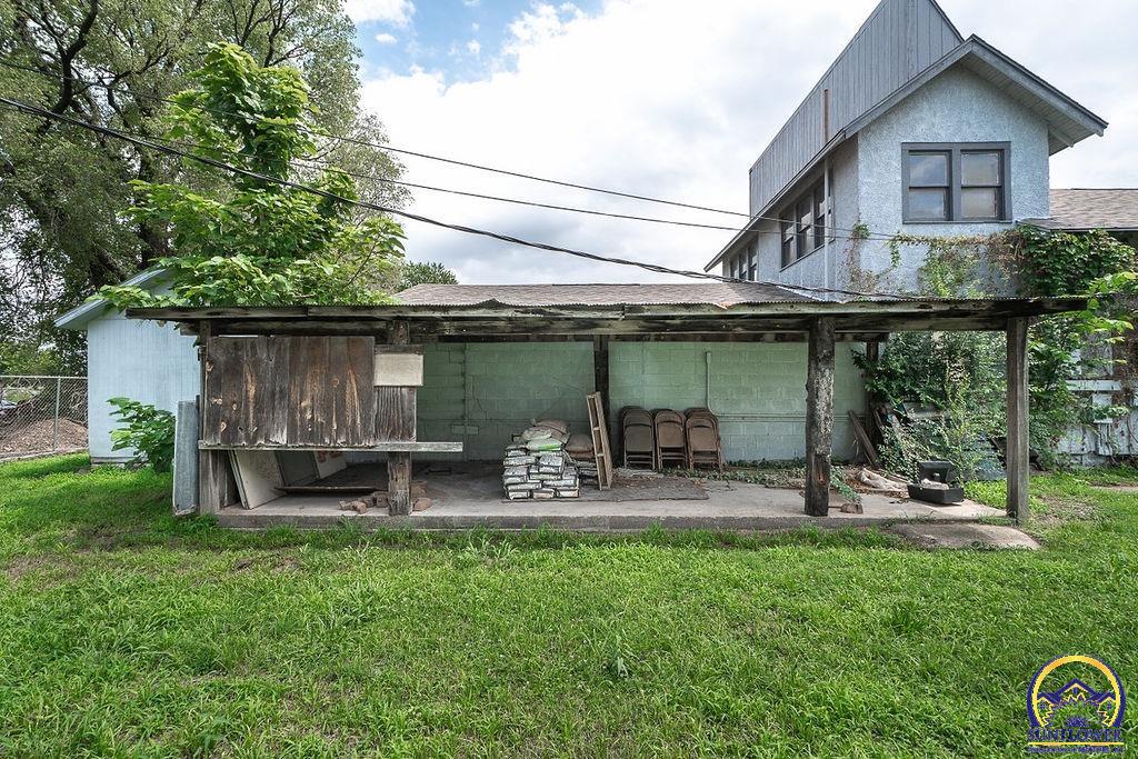 1435 Southeast Madison Street Topeka, KS 66607 - Photo 39 of 41