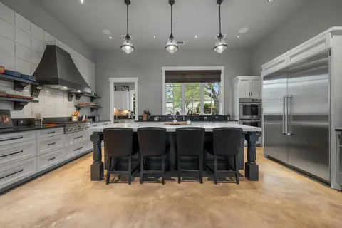 $1,999,000 | 1330 Ranchers Club Lane, Driftwood, TX 78619