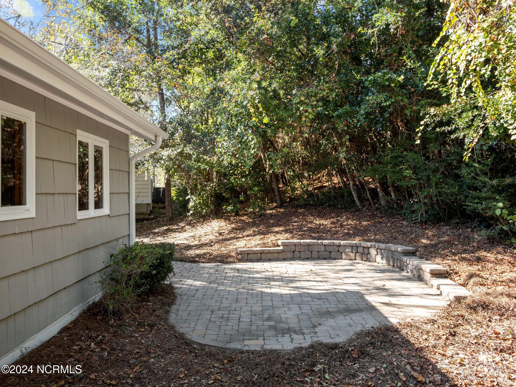 200 Pompano Drive Emerald Isle, NC 28594 - Photo 9 of 57 46-web-or-mls-PA253434