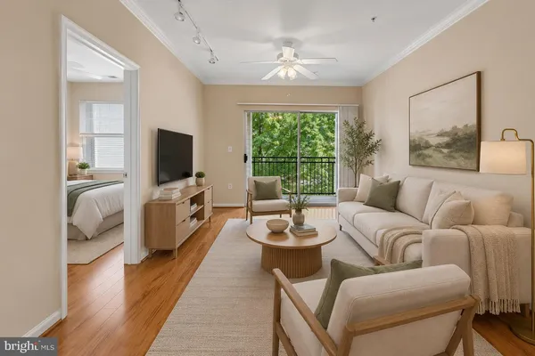 $310,000 | 12945 Centre Park Circle, Unit 303, Herndon, VA 20171
