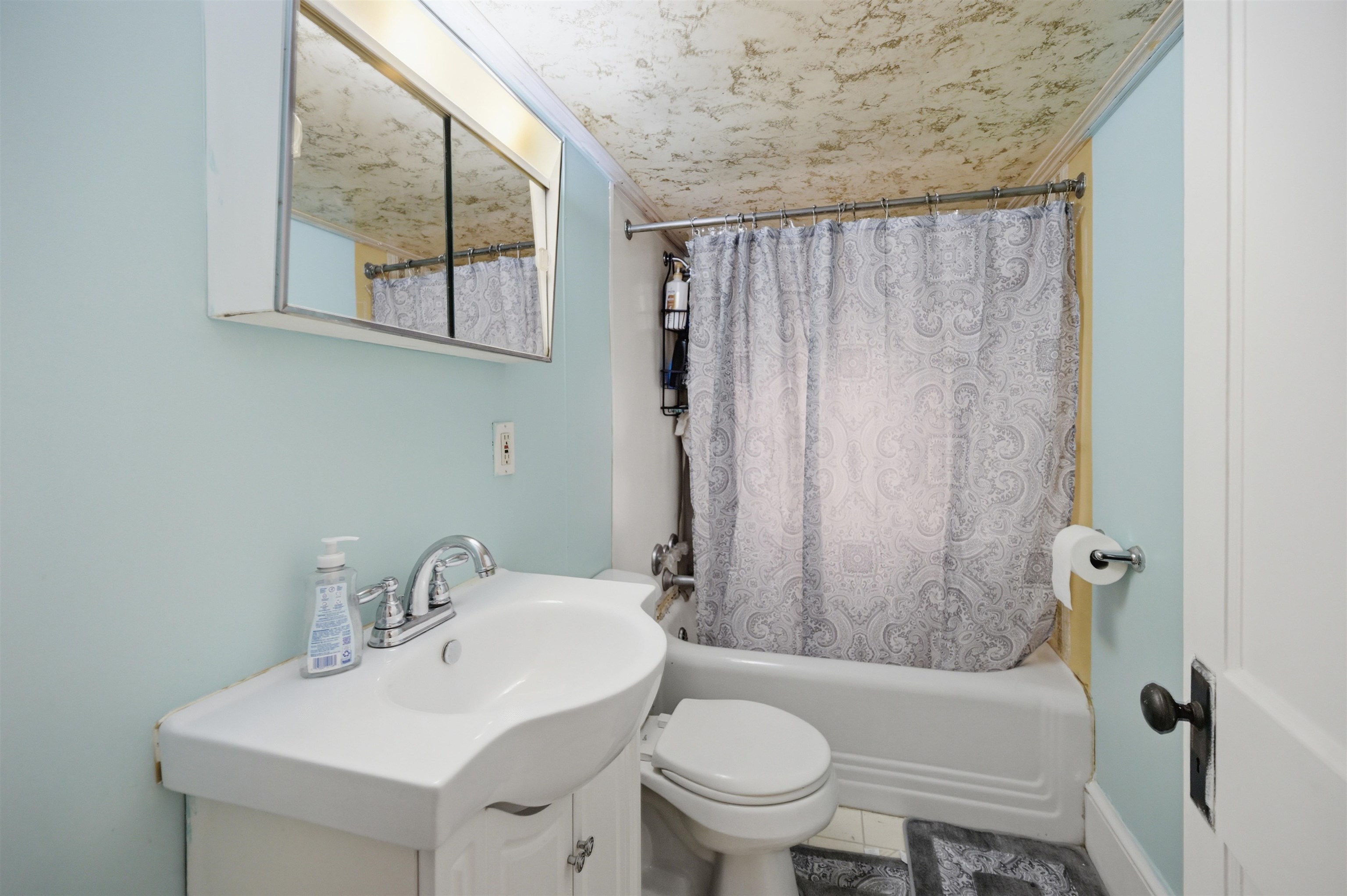 57 Pembroke Road Concord, NH 03301 - Photo 18 of 31