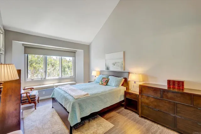 $4,000 | 4018 Nobel Drive, Unit 301, San Diego, CA 92122