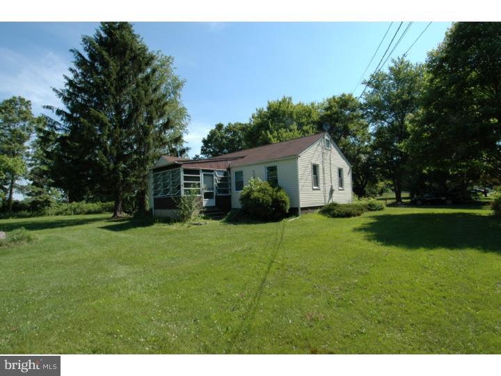 137 Hogback Road Chesterfield, NJ 08515 - Photo 3 of 16 Exterior Side