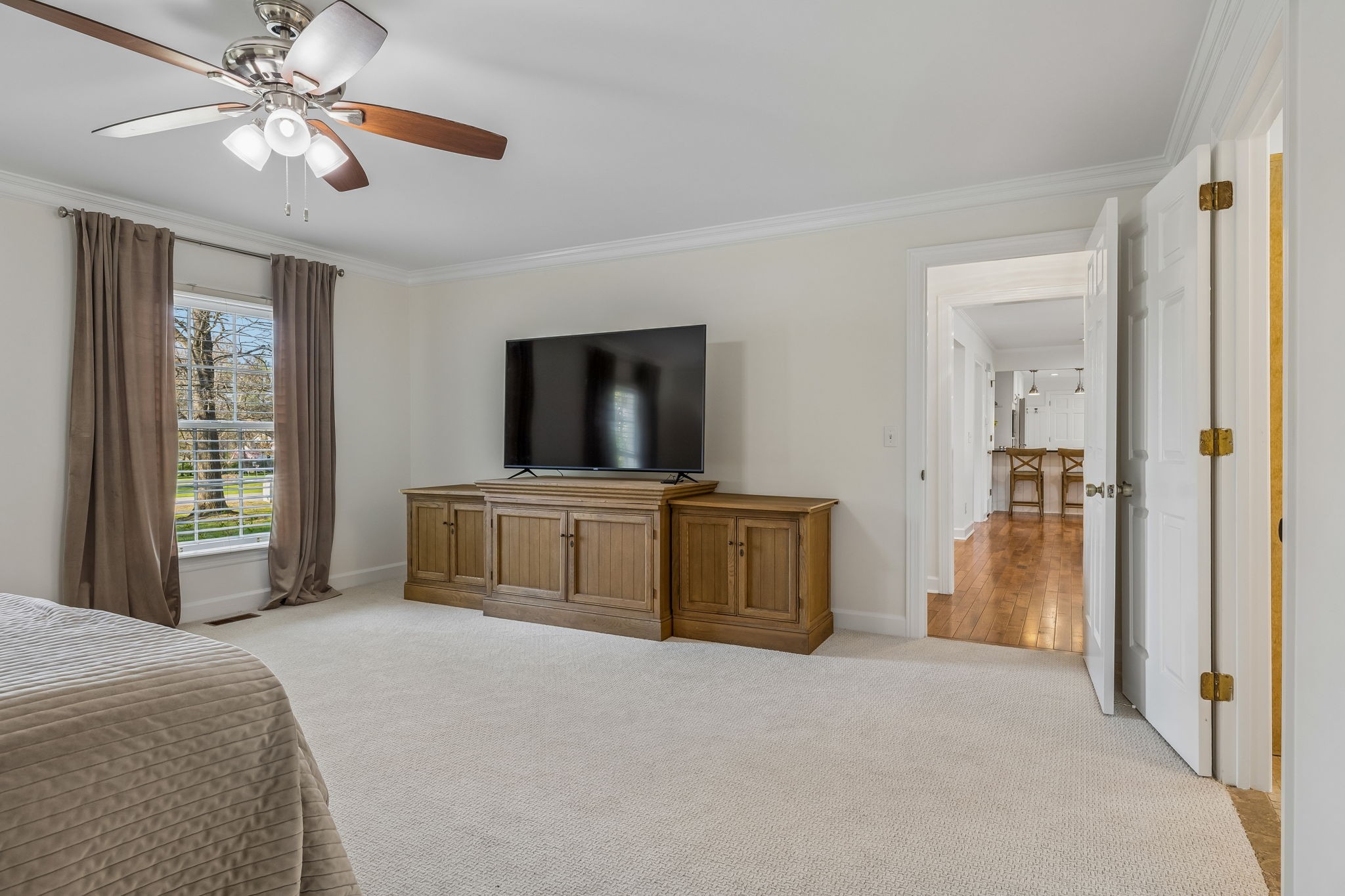 3007 Braintree Road Franklin, TN 37069 - Photo 28 of 71 a bedroom with a bed and a flat screen tv