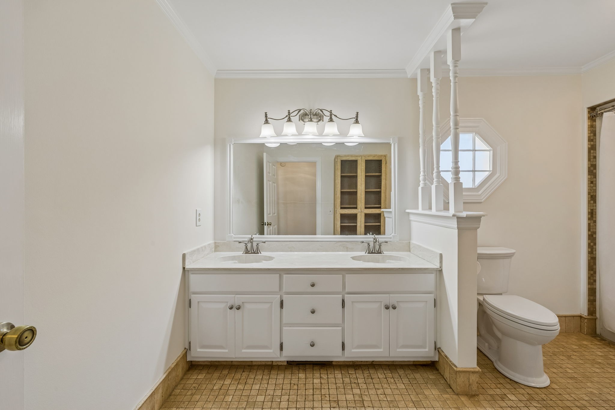3007 Braintree Road Franklin, TN 37069 - Photo 30 of 71 a spacious bathroom with a double vanity sink a toilet and a mirror