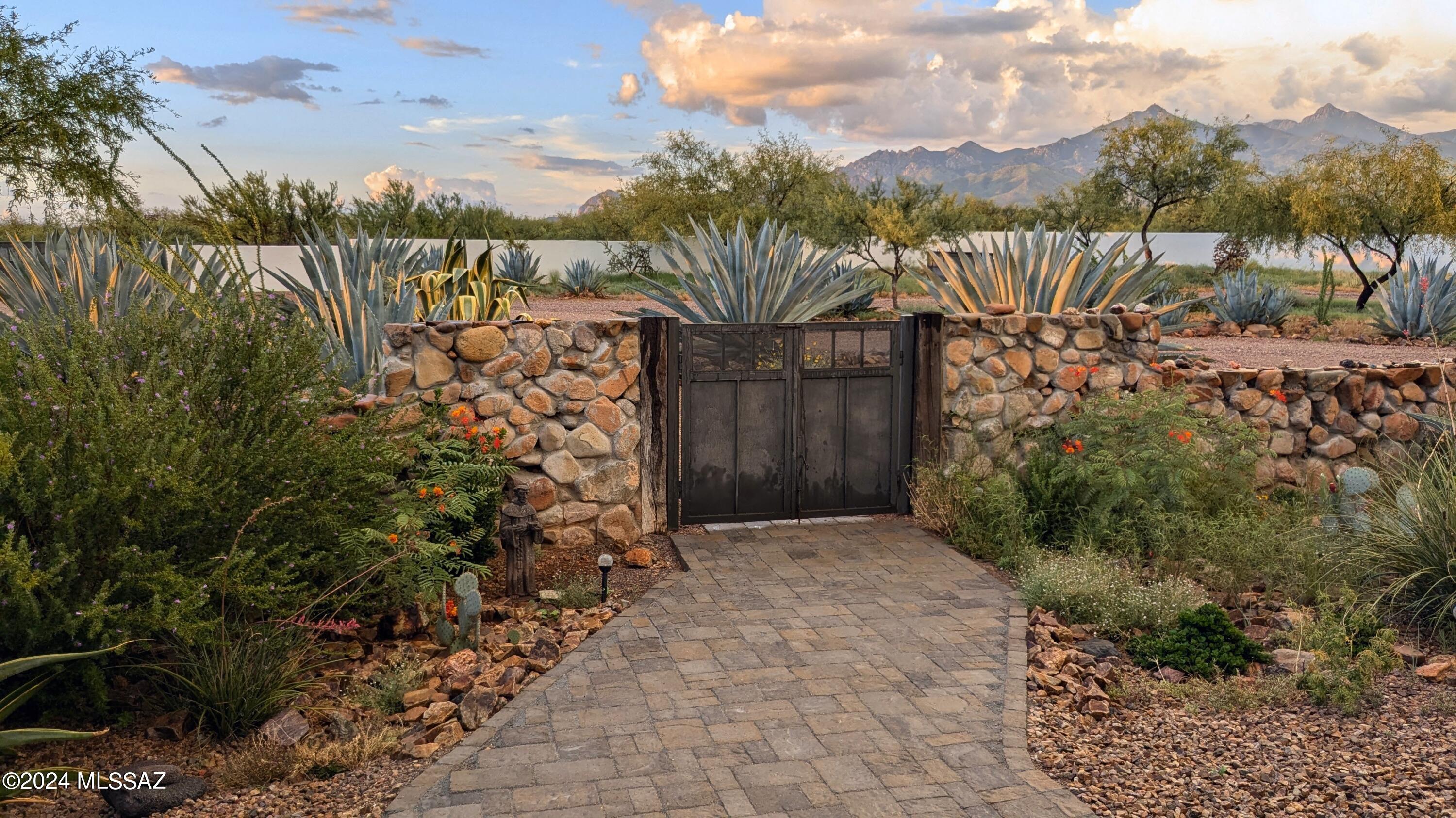 168 Camino Nacozari Rio Rico, AZ 85648 - Photo 41 of 50