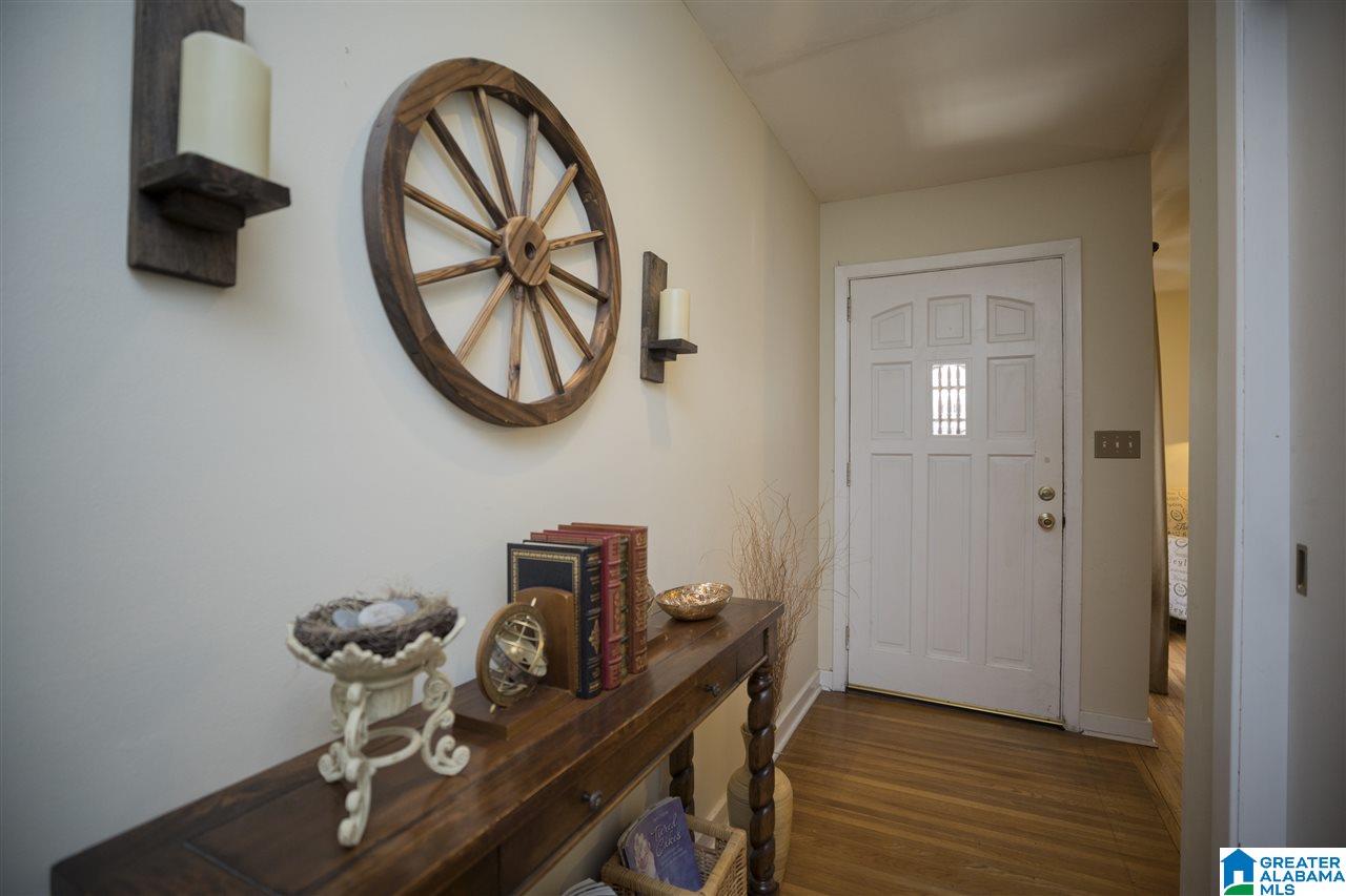 1320 Lawrence Street Birmingham, AL 35210 - Photo 3 of 21
