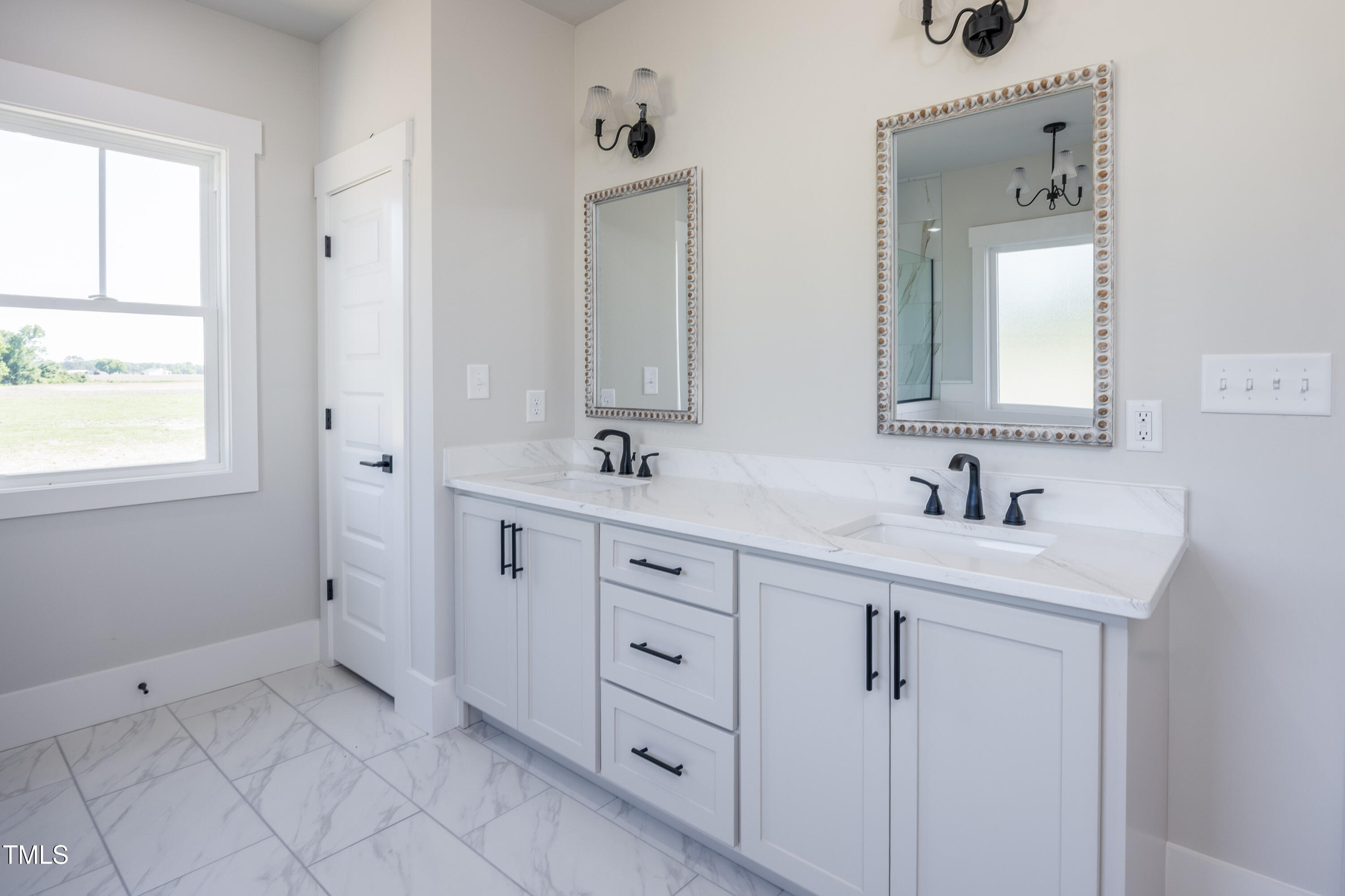 188 Banner Elk Road Benson, NC 27504 - Photo 29 of 55 Master Bath