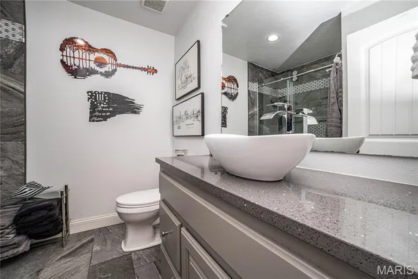 $349,900 | 2220 Curtis Street, Lebanon, MO 65536