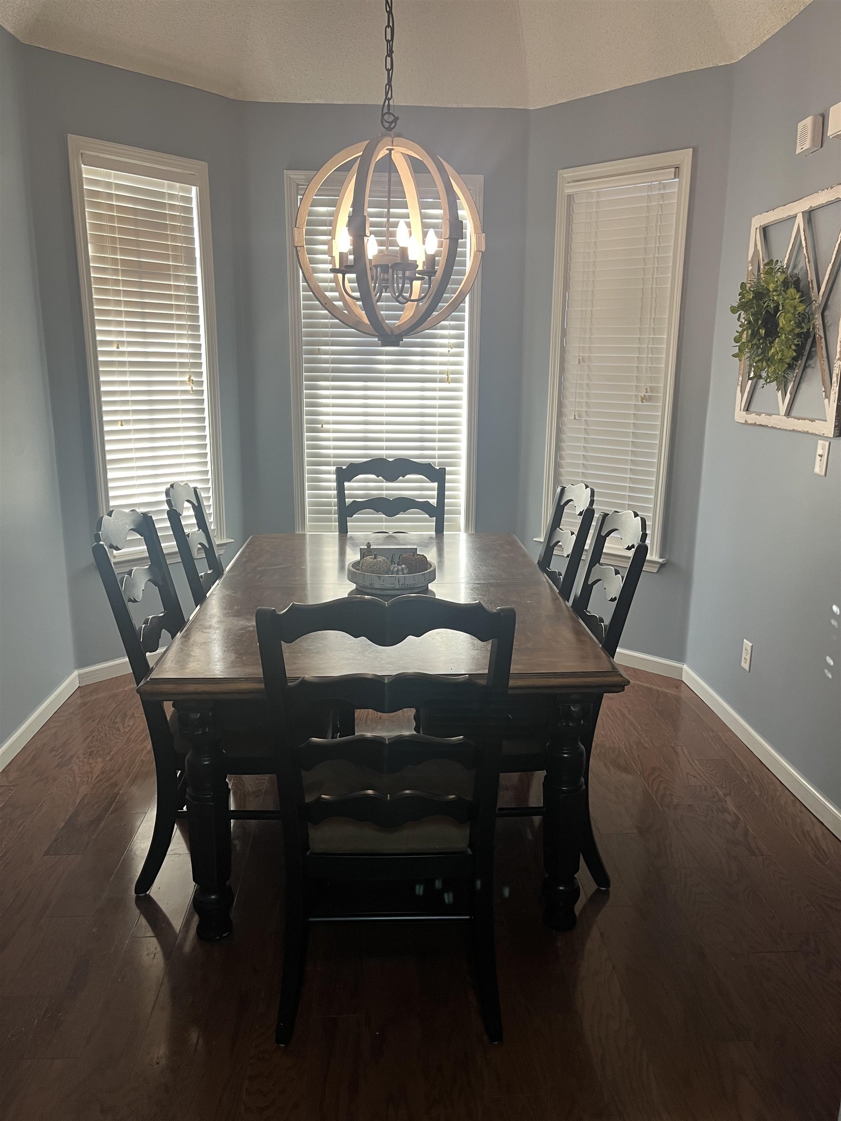 4964 Shaws Ridge Trail Arlington, TN 38002 - Photo 7 of 20 a view of a dining room with furniture