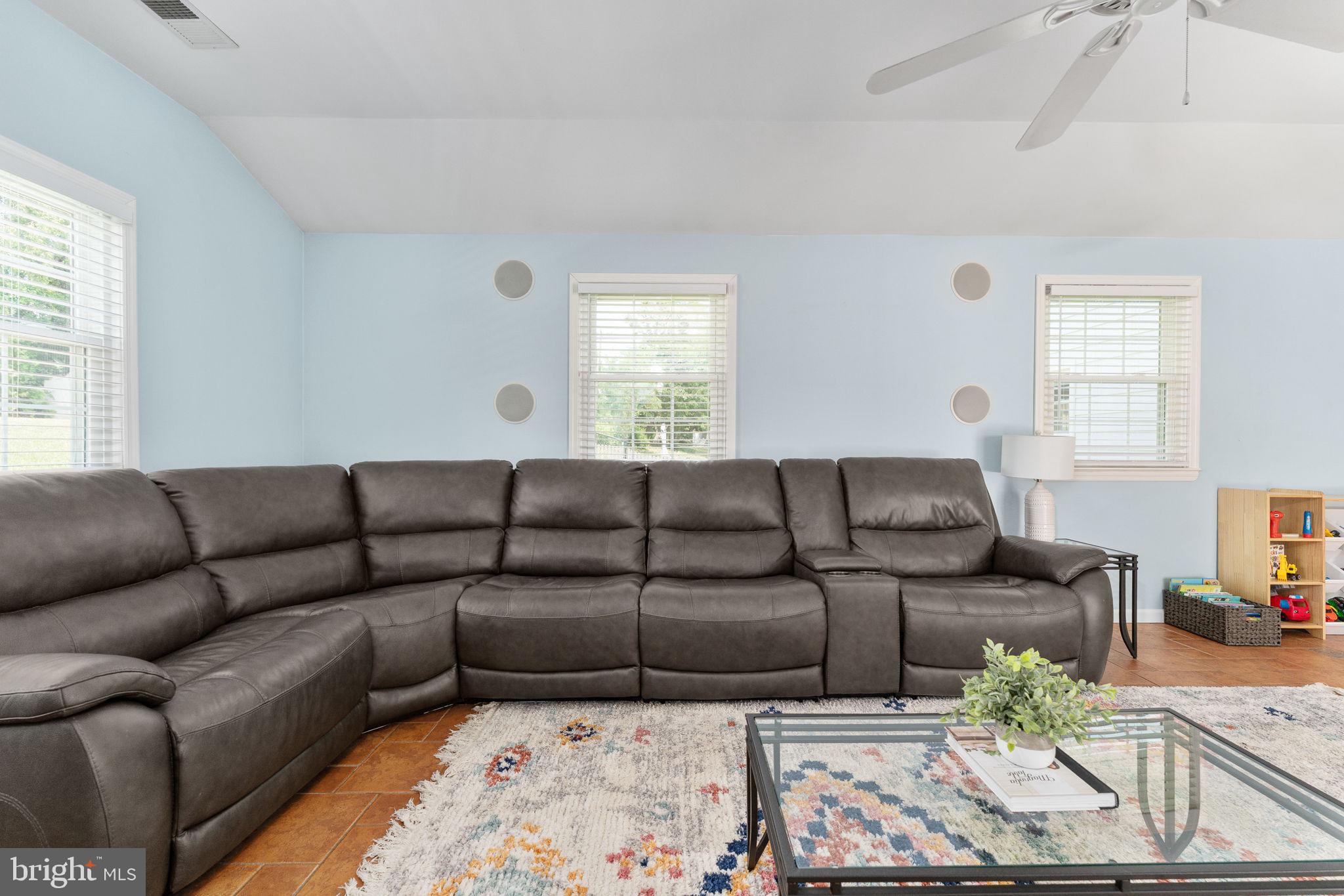 1009 South Ironwood Road Sterling, VA 20164 - Photo 31 of 75
