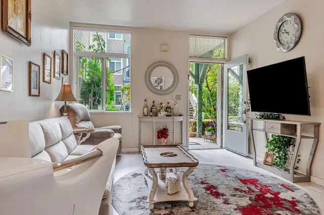 $488,888 | 101 Blossom Circle, Unit H, San Mateo, CA 94403