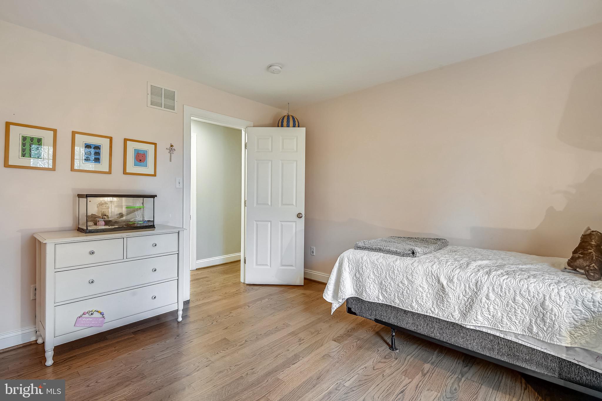 3463 Godspeed Road Davidsonville, MD 21035 - Photo 35 of 81 Bedroom