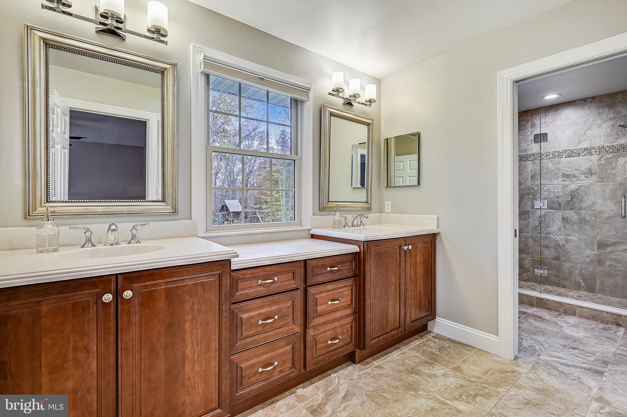 3463 Godspeed Road Davidsonville, MD 21035 - Photo 42 of 81 Master Bathroom