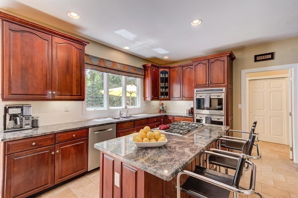 35 Greenwood Road Hopkinton, MA 01748 - Photo 12 of 41 Gallery Image 12